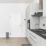 Apartment Lame 15